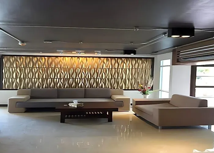 ホテル Leelawadee Resotel Raminthra 23 4*